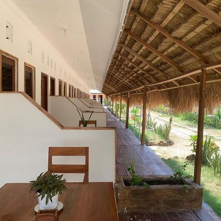 The Village Rua Beach Homestay Eksteriør billede