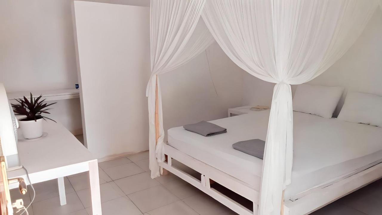 The Village Rua Beach Homestay Eksteriør billede