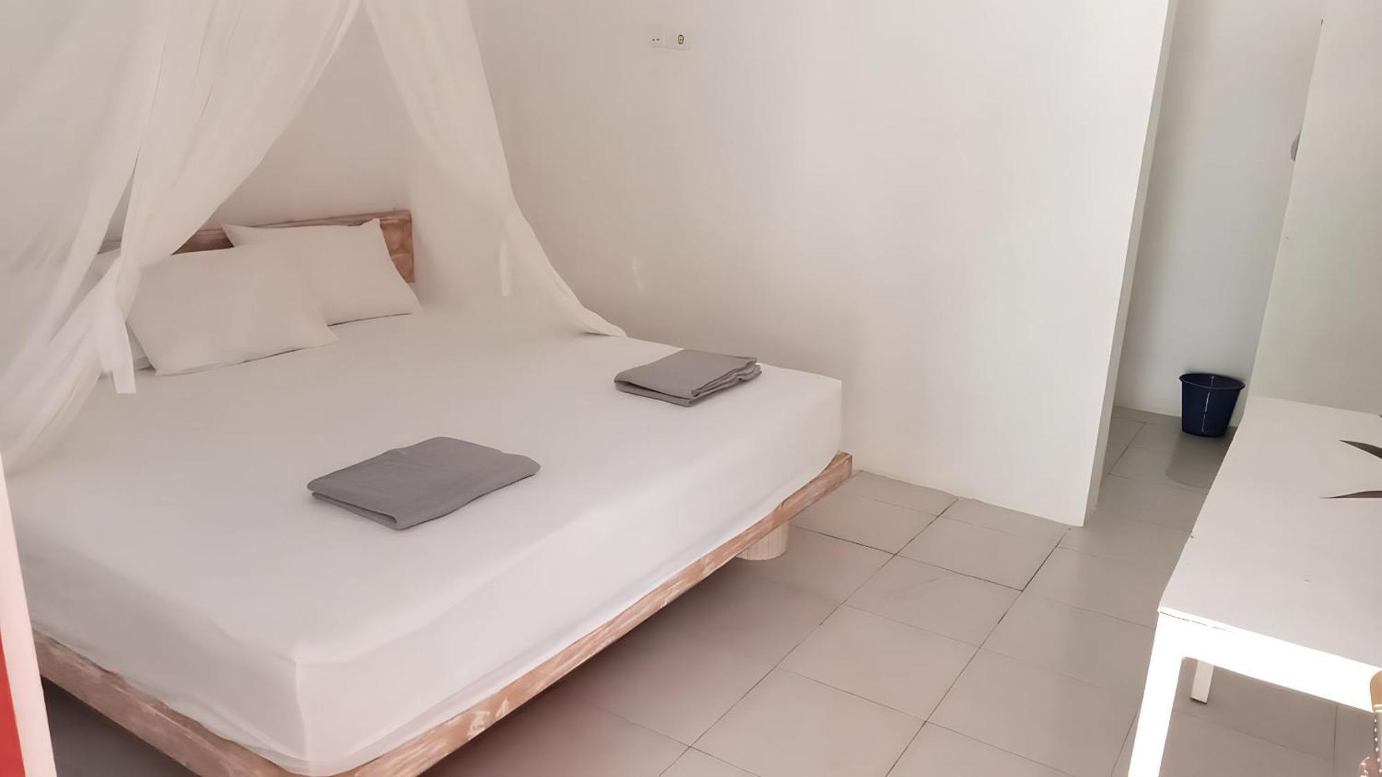 The Village Rua Beach Homestay Eksteriør billede